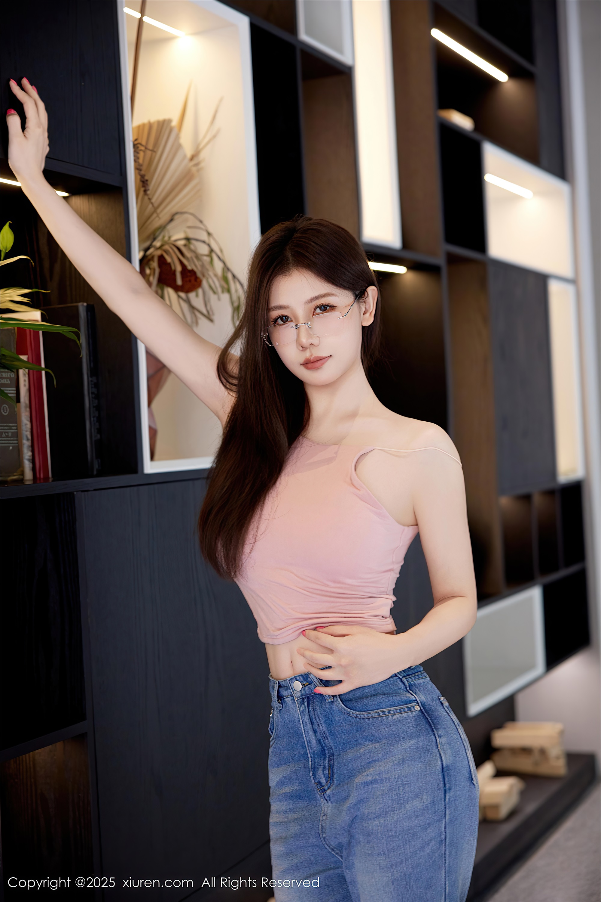 Xiuren秀人网 2025.11.13 NO.10983 尹甜甜sunny